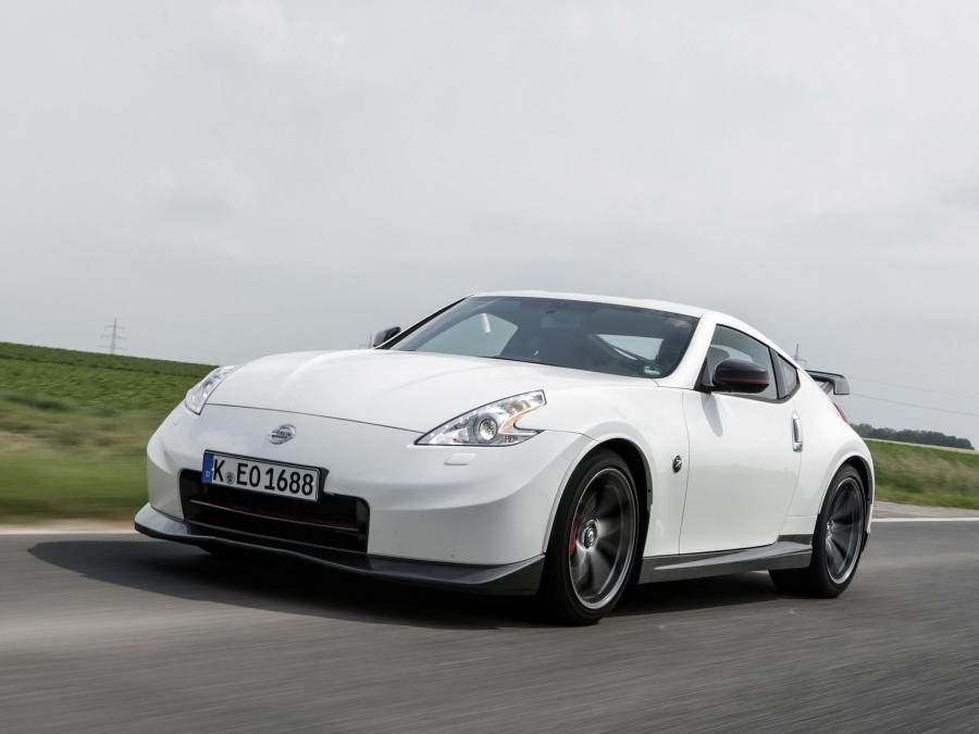  Nissan 370Z Nismo 2013 года  (фото 2 из 6)